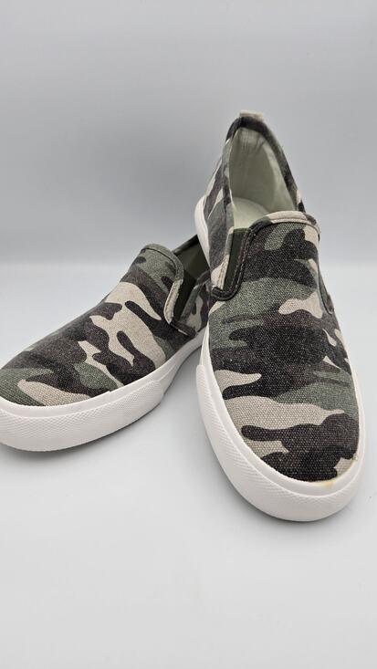 Tommy Bahama Shoes - Tommy Bahama Camo slip on sneakers, Size 9